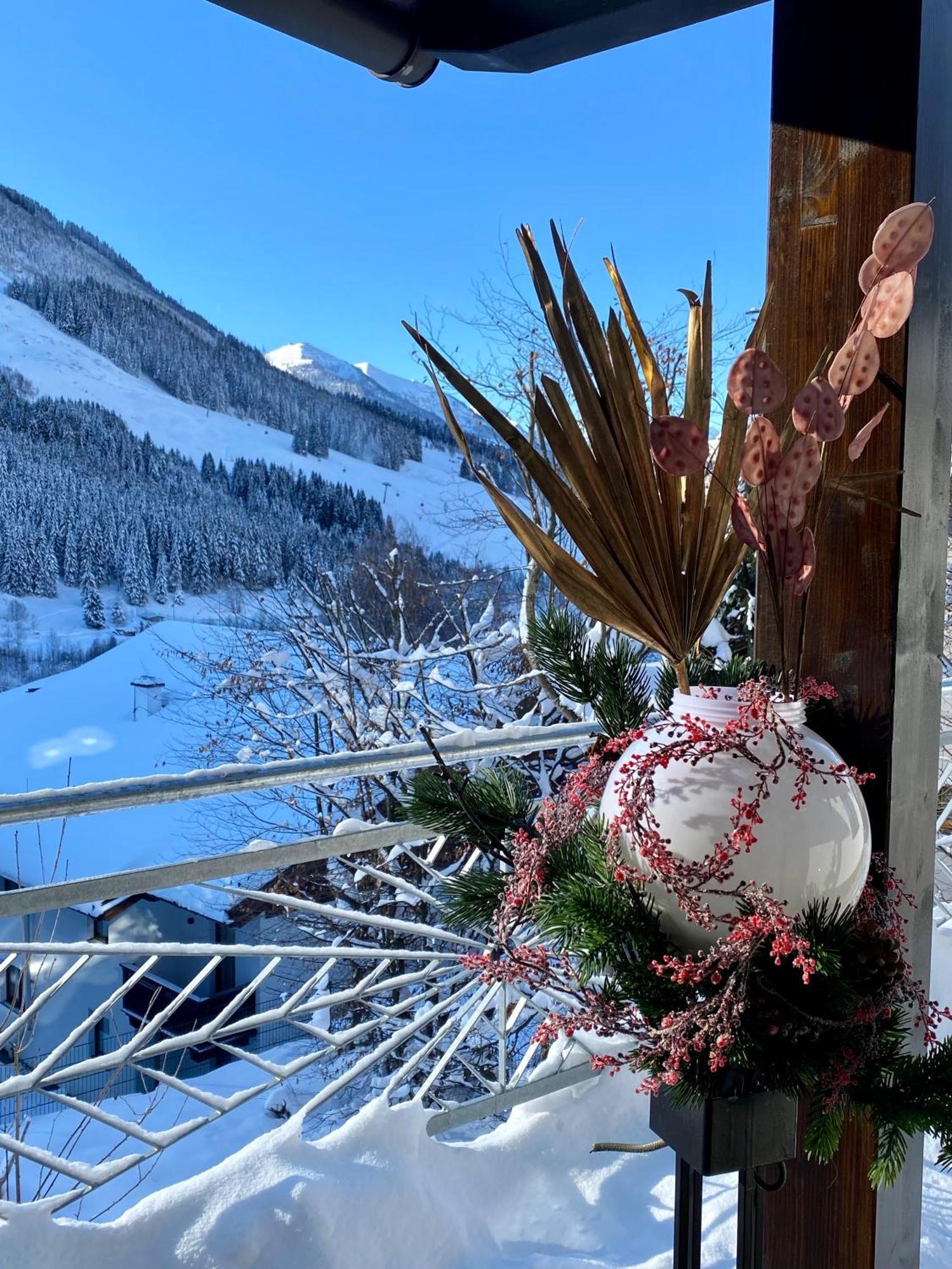 Goldspecht - Boho Appartements Saalbach-Hinterglemm Exterior photo